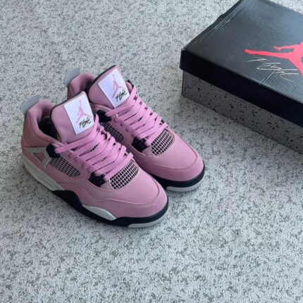 Jordan 4