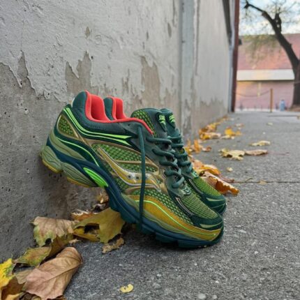 Saucony ProGrid Omni 9