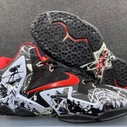 LeBron 11 Graffiti
